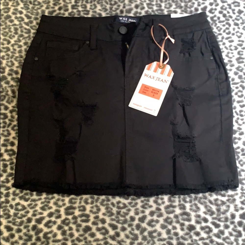 Black skirt